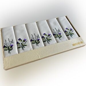 Sundew Linens - 1940s thistle hand-embroidered linen tea napkins - set of 6.